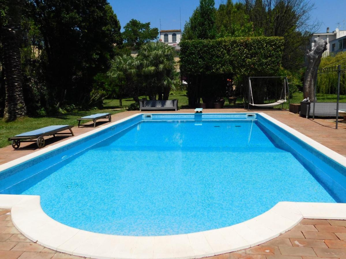 Appartamento Con Piscina Immersa Nel Verde Cascina Exteriér fotografie