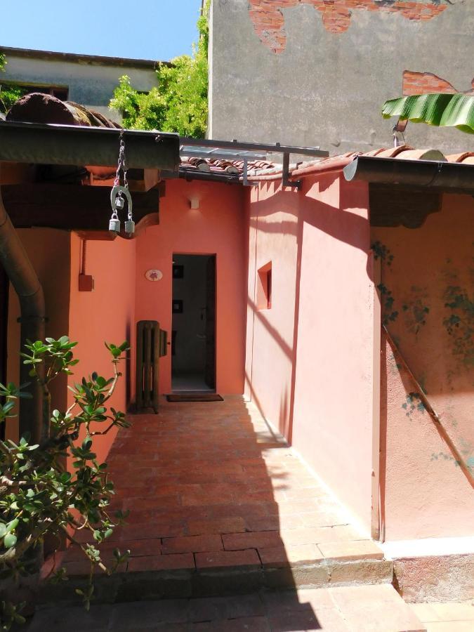Appartamento Con Piscina Immersa Nel Verde Cascina Exteriér fotografie