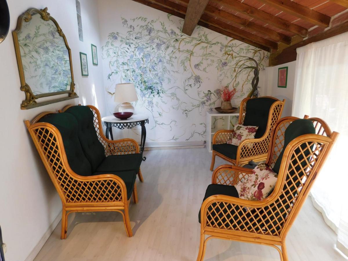 Appartamento Con Piscina Immersa Nel Verde Cascina Exteriér fotografie